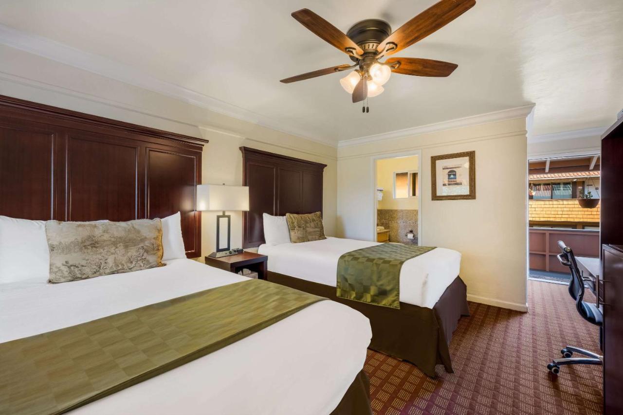 Clarion Collection Carmel Oaks Inn Екстер'єр фото