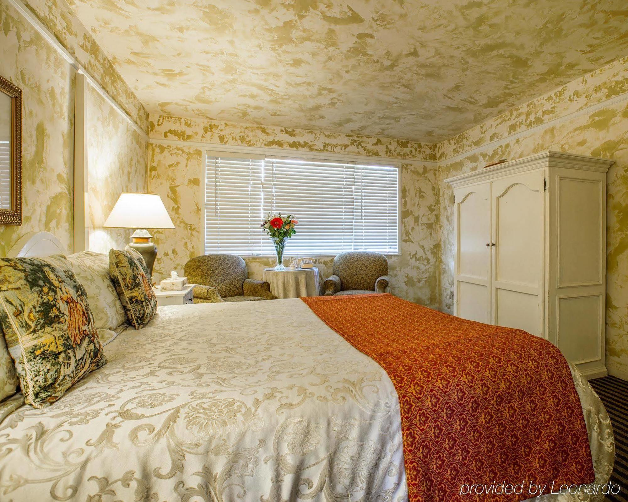Clarion Collection Carmel Oaks Inn Екстер'єр фото